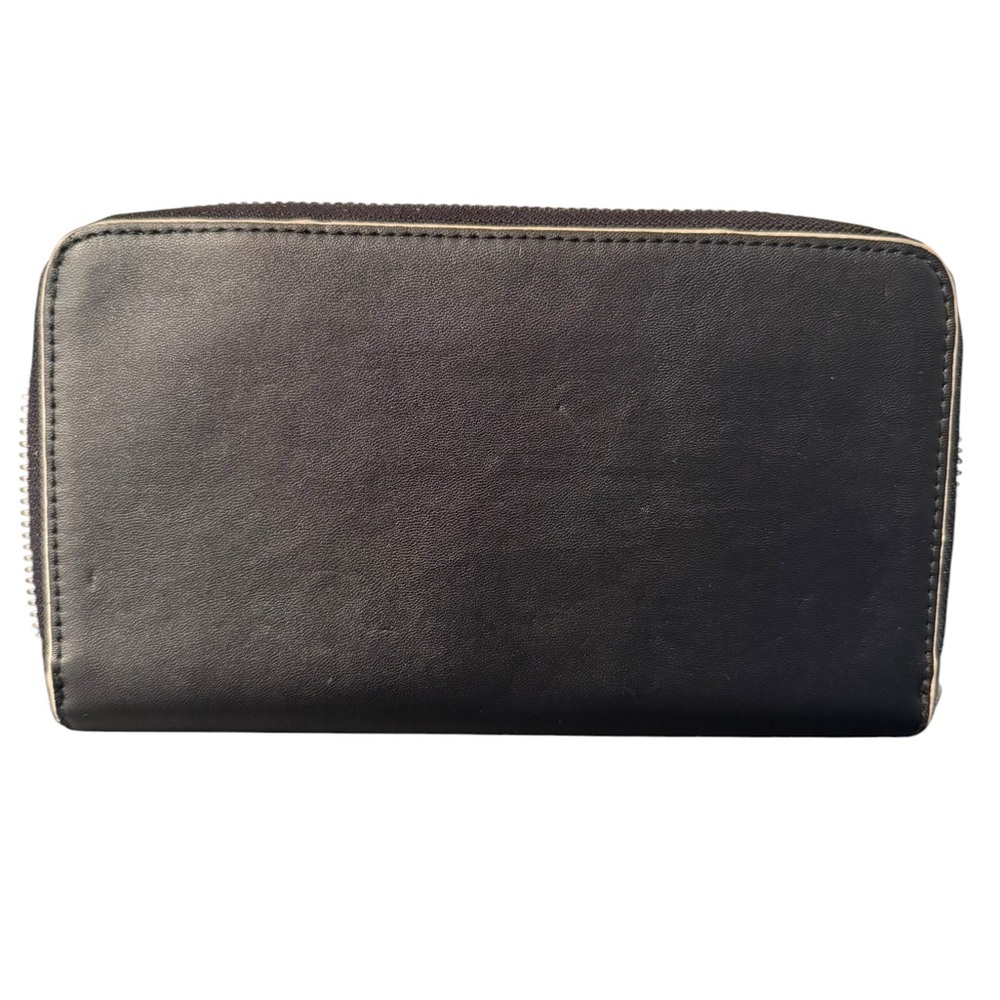 Vera Bradley Black Leather Zip Wallet with Logo Plaque - Picture 2 of 9